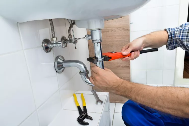 Faire appel à un plombier pour l'installation de toute la robinetterie d'une maison neuve en construction, Noisy-le-Grand, PVB Plomberie